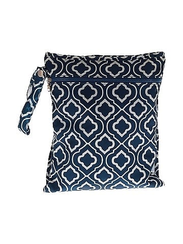 Unbranded Wristlet (view 1)