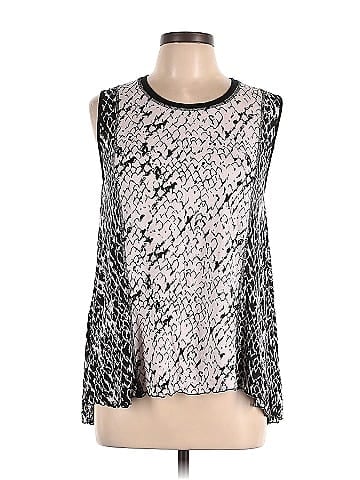 Dunia Sleeveless Blouse (view 1)