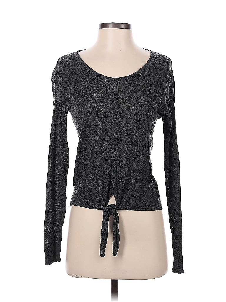 Click to view more detailed imagery on our partner's website Pre-owned Madewell Pullover Sweater In Gray