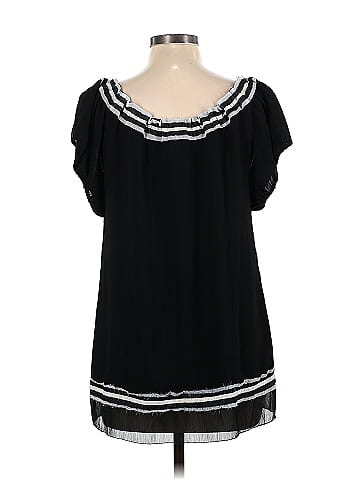Monroe and Main Short Sleeve Blouse (view 2)