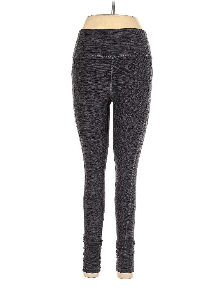 Click to view more detailed imagery on our partner's website Pre-owned Victoria's Secret Active Pants