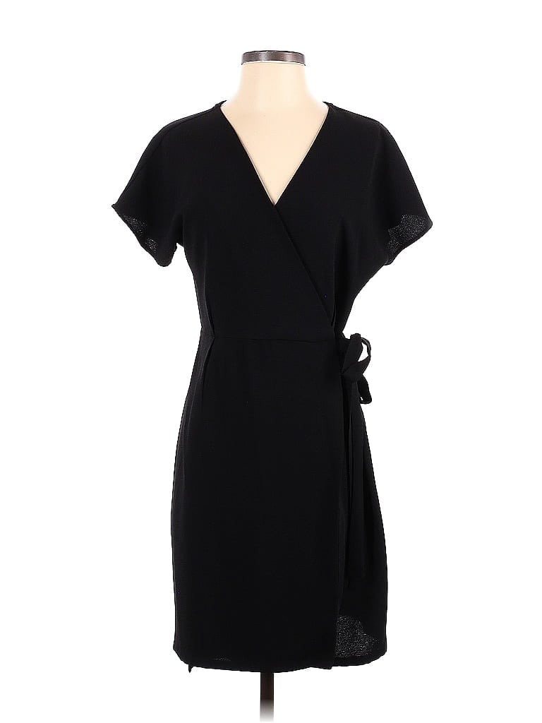Click to view more detailed imagery on our partner's website Pre-owned Bobeau Casual Dress