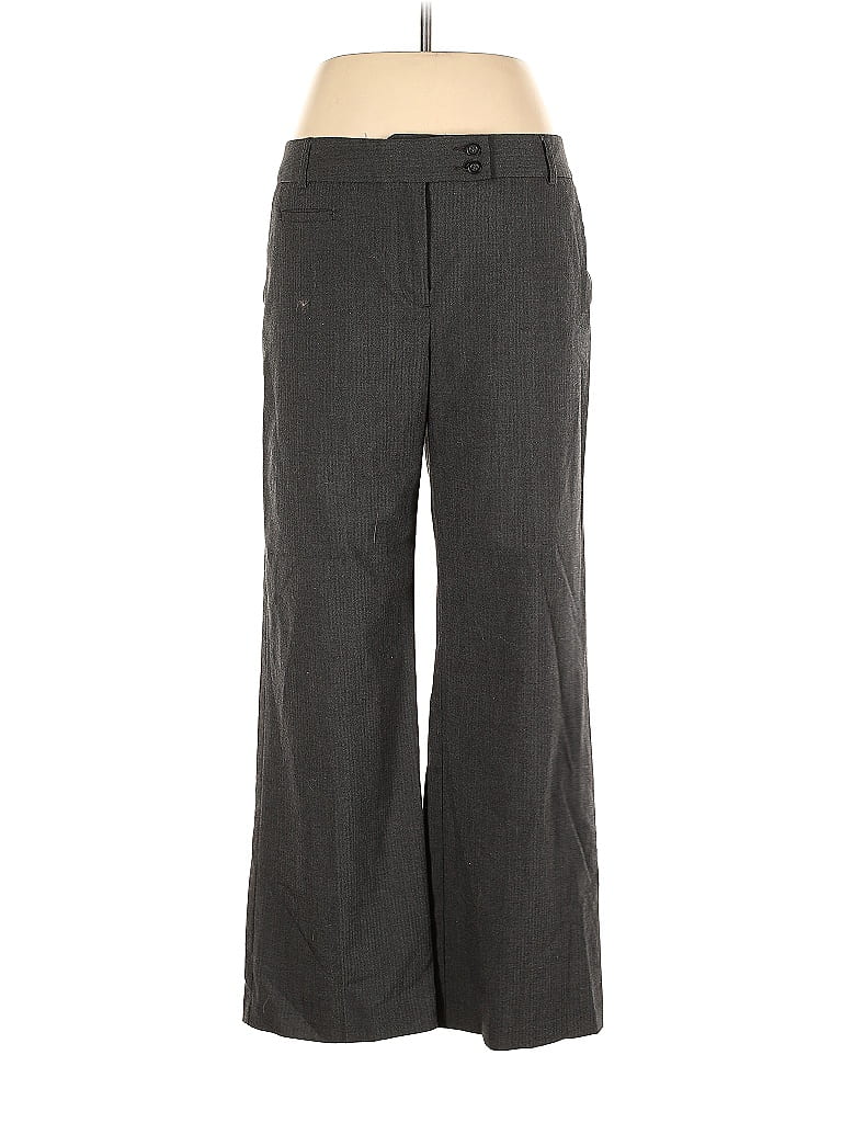 Click to view more detailed imagery on our partner's website Pre-owned Van Heusen Dress Pants In Gray