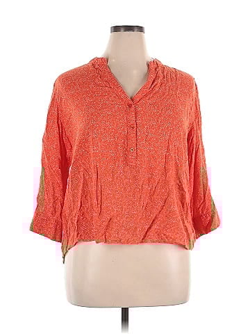 Violet & Claire 3/4 Sleeve Blouse (view 1)