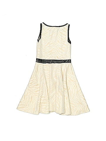 me. n .u Dress (view 2)