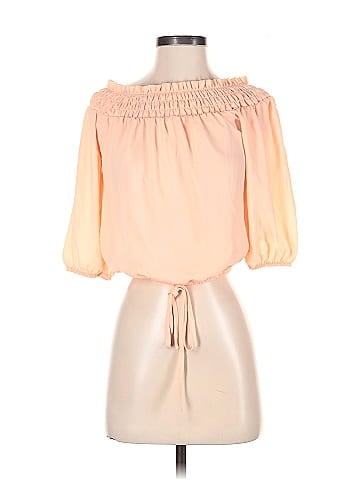 Streetwear 3/4 Sleeve Blouse (view 1)