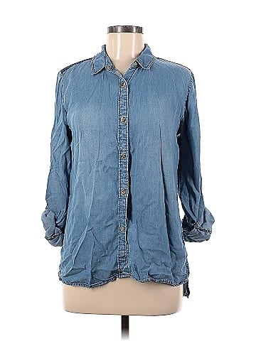 Buttons 3/4 Sleeve Button-Down Shirt (view 1)