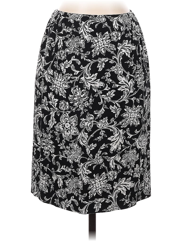 Click to view more detailed imagery on our partner's website Pre-owned Talbots Casual Skirt