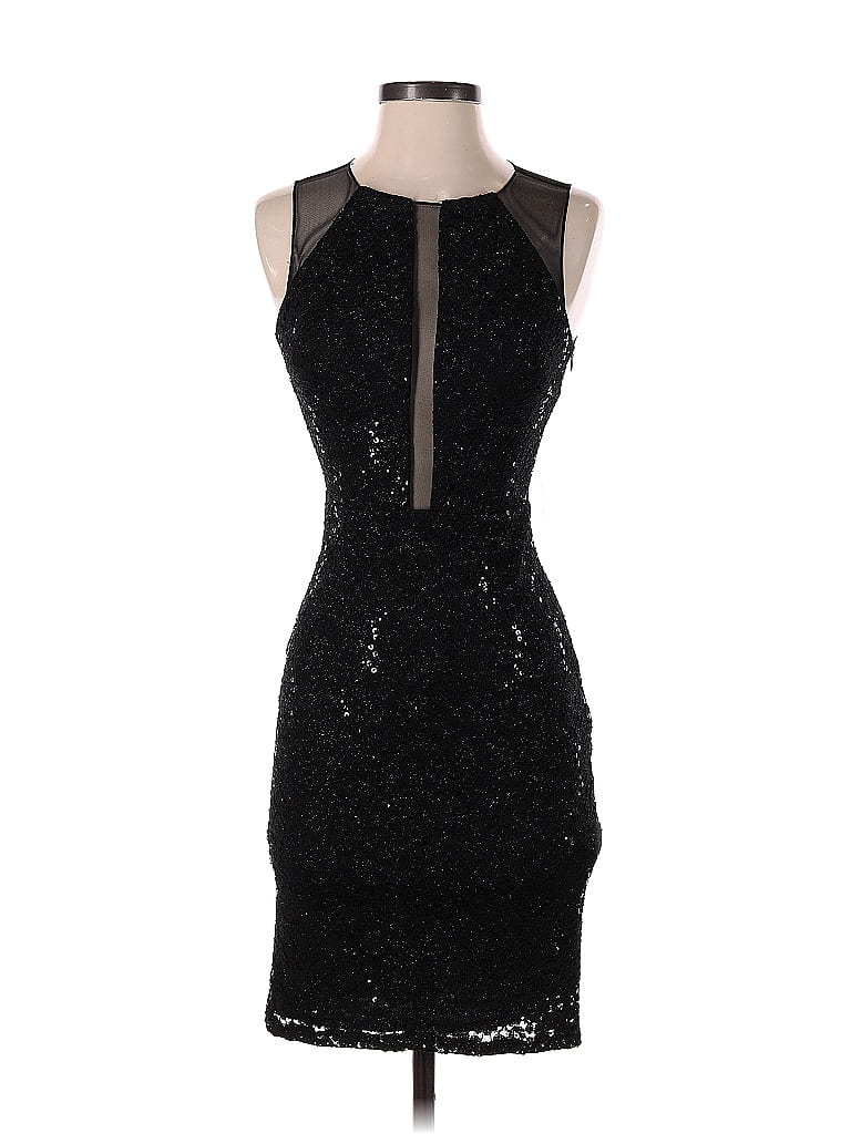 Click to view more detailed imagery on our partner's website Pre-owned Morgan & Co. Cocktail Dress