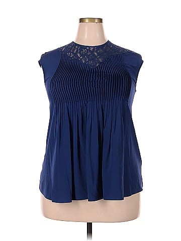 Uterque Sleeveless Blouse (view 1)