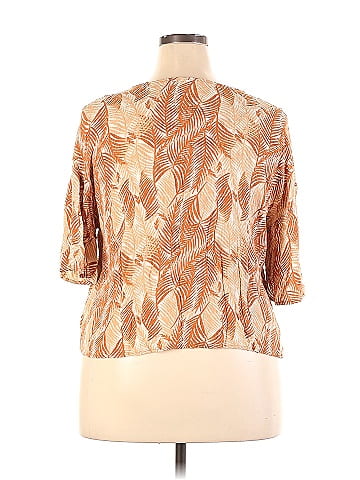 LUQ Short Sleeve Blouse (view 2)