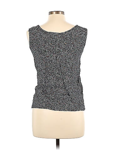Momentum Sleeveless Top (view 2)