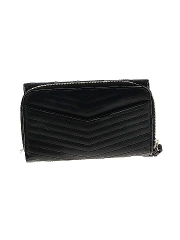 Unbranded Wristlet (view 2)