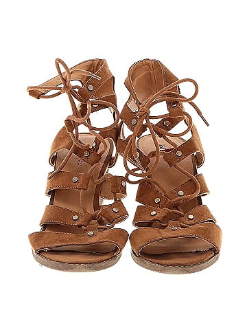 etc! Heels (view 2)