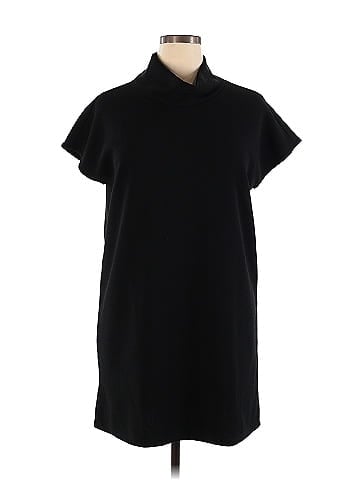 Isle Apparel Casual Dress (view 1)