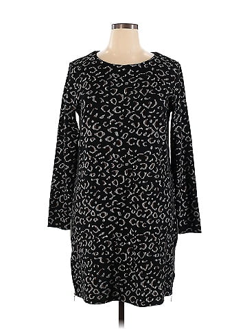 Isle Apparel Casual Dress (view 1)