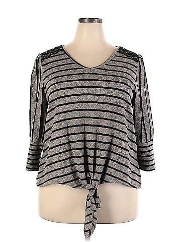 Adrienne Vittadini Pullover Sweater (view 1)