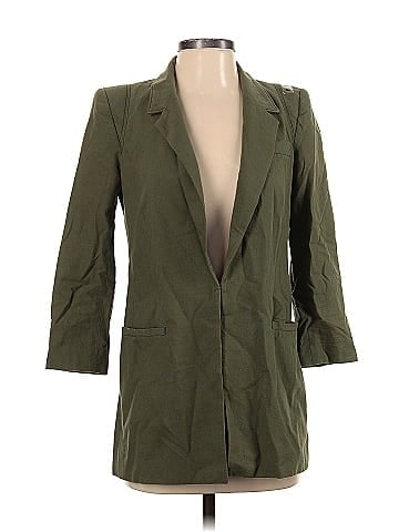 Elizabeth and James Trenchcoat (view 1)