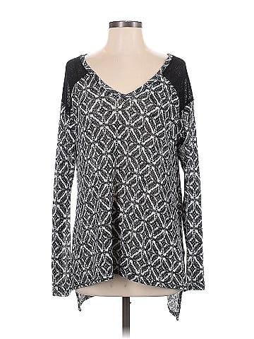 Bethany Mota for Aeropostale Long Sleeve Top (view 1)