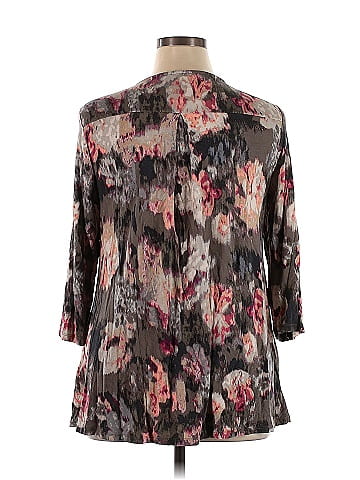 Intro 3/4 Sleeve Blouse (view 2)