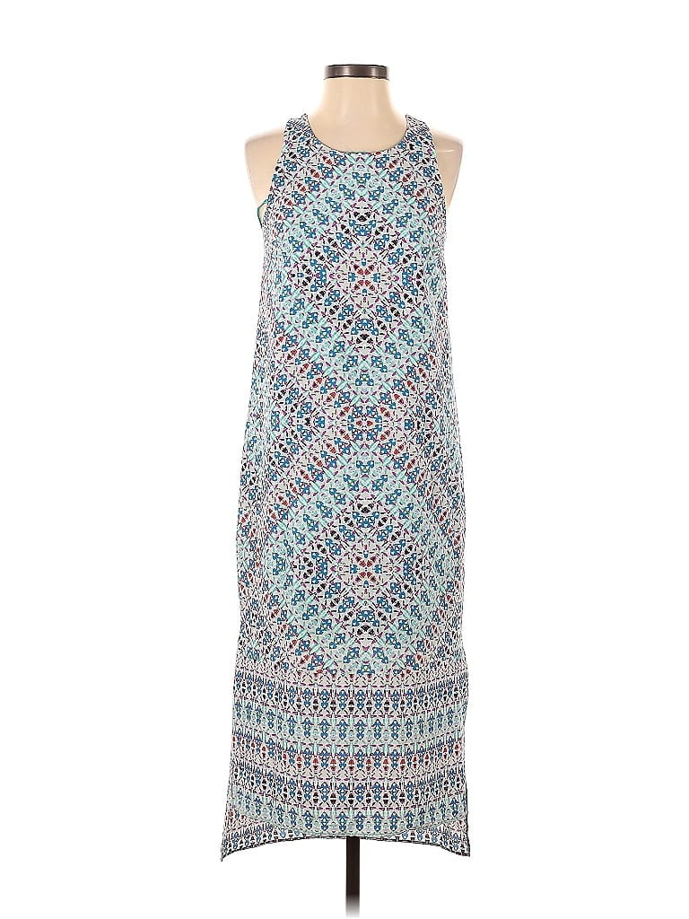 Click to view more detailed imagery on our partner's website Pre-owned The Limited Casual Dress