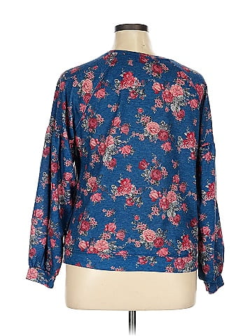 Kelly Renee Sweatshirt (view 2)