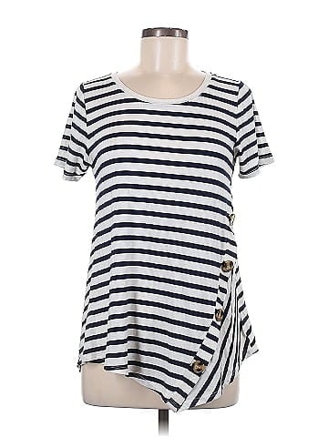 Love Scarlett Short Sleeve T-Shirt (view 1)