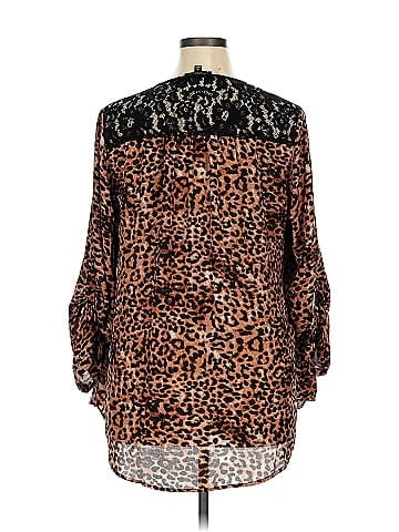 Signature Studio 3/4 Sleeve Blouse (view 2)