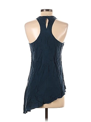 Cinq à Sept Sleeveless Blouse (view 2)