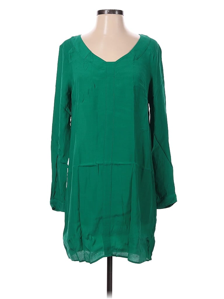 Click to view more detailed imagery on our partner's website Pre-owned Bcbgmaxazria Casual Dress
