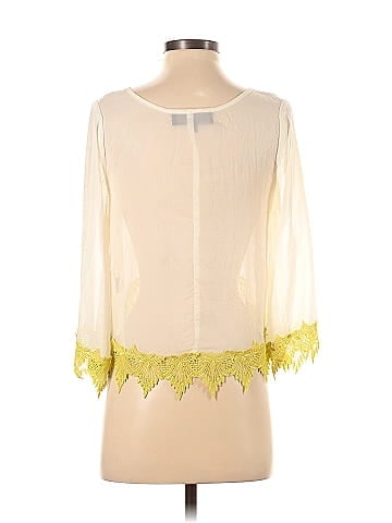 One Rad Girl by Dress the Population 3/4 Sleeve Blouse (view 2)