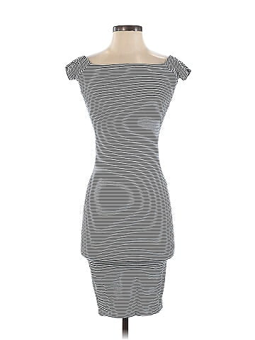 Bershka Casual Dress (view 1)