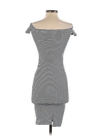 Bershka Casual Dress (view 2)