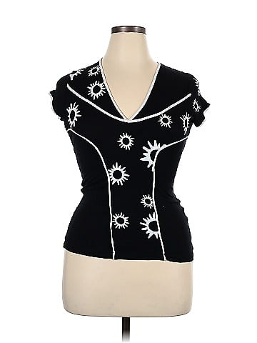 Legacy Sleeveless T-Shirt (view 1)