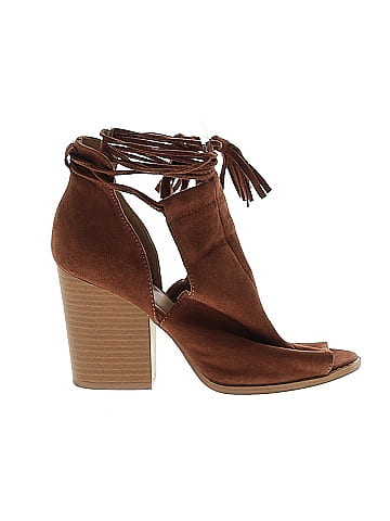 Qupid Heels (view 1)