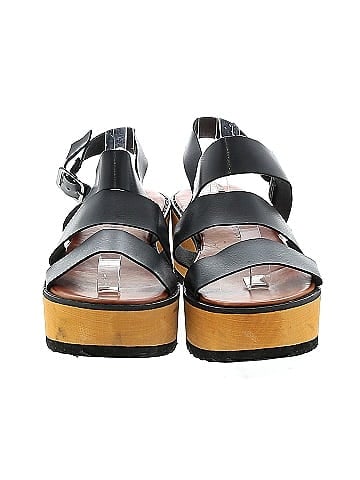 Chinese Laundry Wedges (view 2)