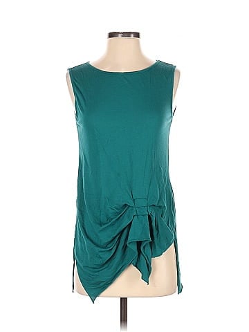 t.la Sleeveless T-Shirt (view 1)