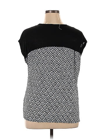 Jon & Anna Short Sleeve Top (view 2)