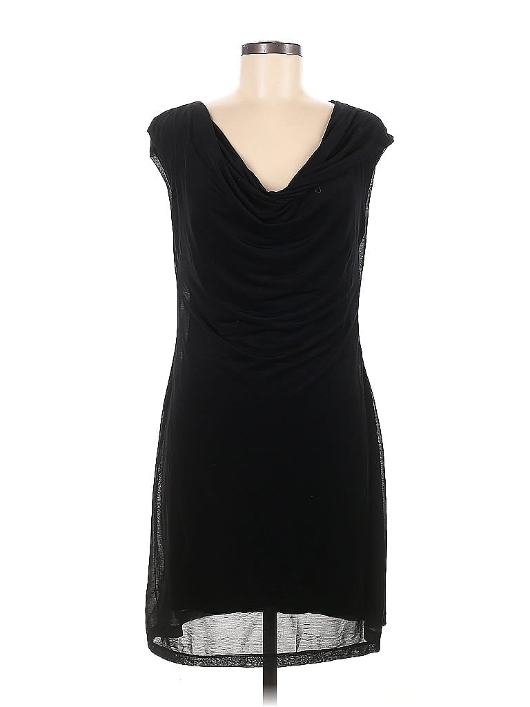 Click to view more detailed imagery on our partner's website Pre-owned H&m Cocktail Dress