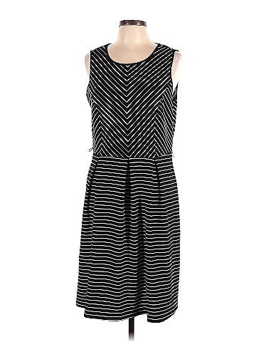 ILE New York Casual Dress (view 1)
