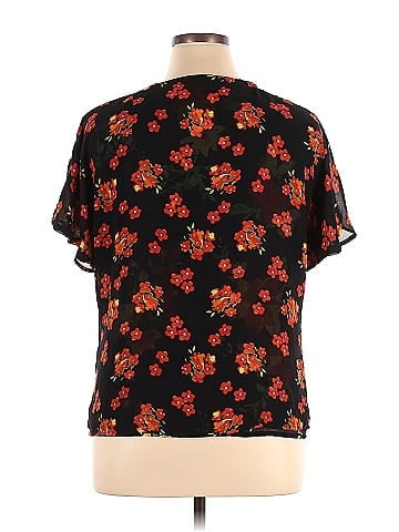 Unbranded Short Sleeve Blouse (view 2)