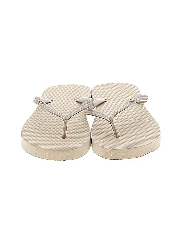 Gap Flip Flops (view 2)