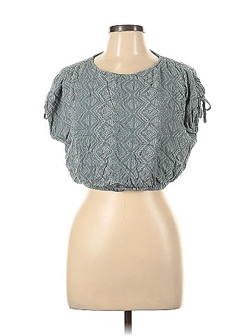 Style Rack Short Sleeve Top (view 1)