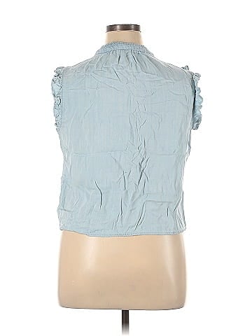 Velvet Heart Sleeveless Blouse (view 2)