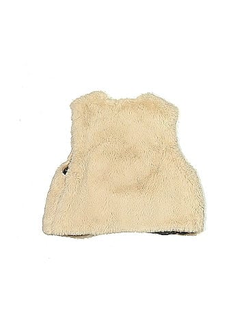 Zara Baby Faux Fur Vest (view 2)