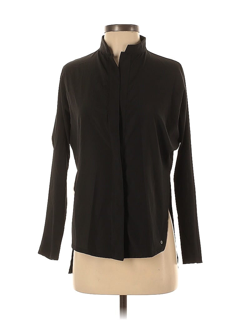 Click to view more detailed imagery on our partner's website Pre-owned Gottex Long Sleeve Blouse