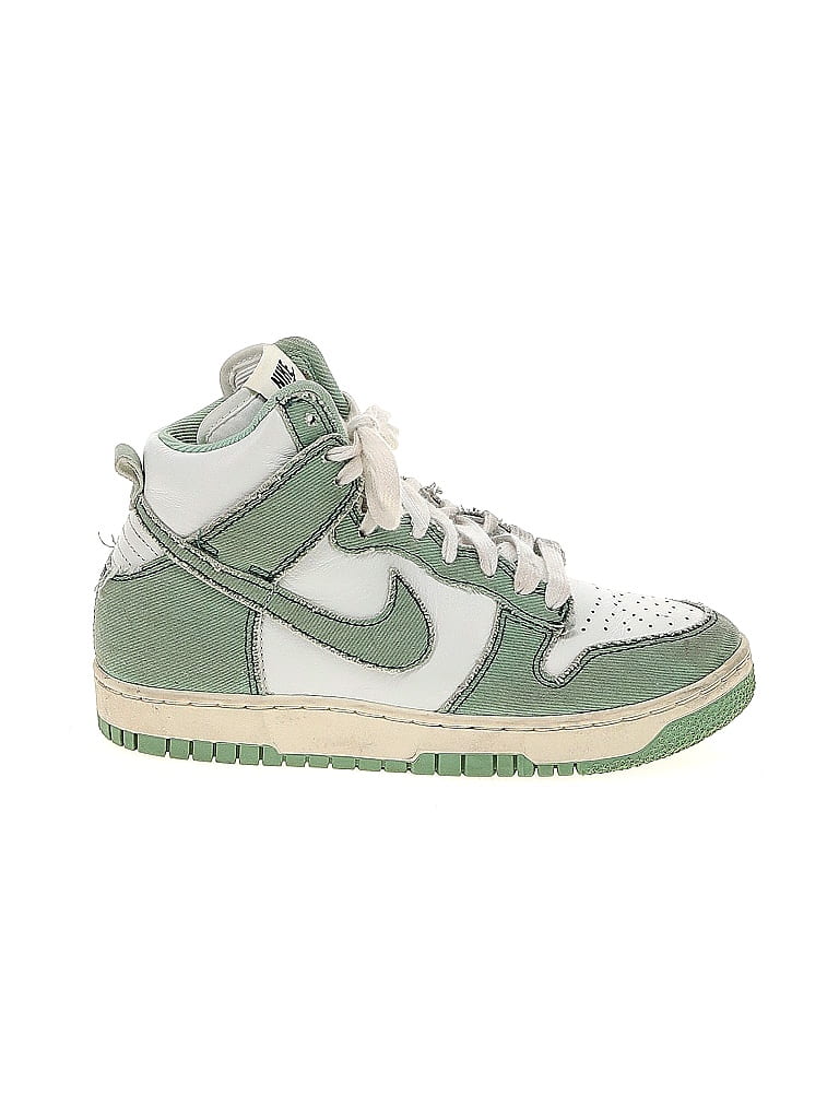 mens nike sneakers green