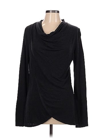 Lucy & Laurel Long Sleeve T-Shirt (view 1)