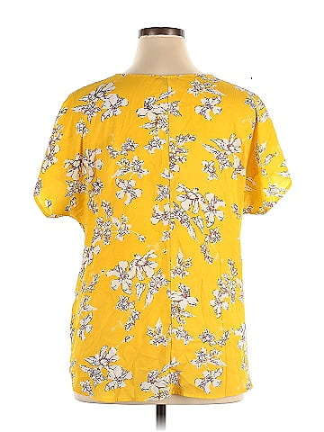 West Kei Short Sleeve Blouse (view 2)