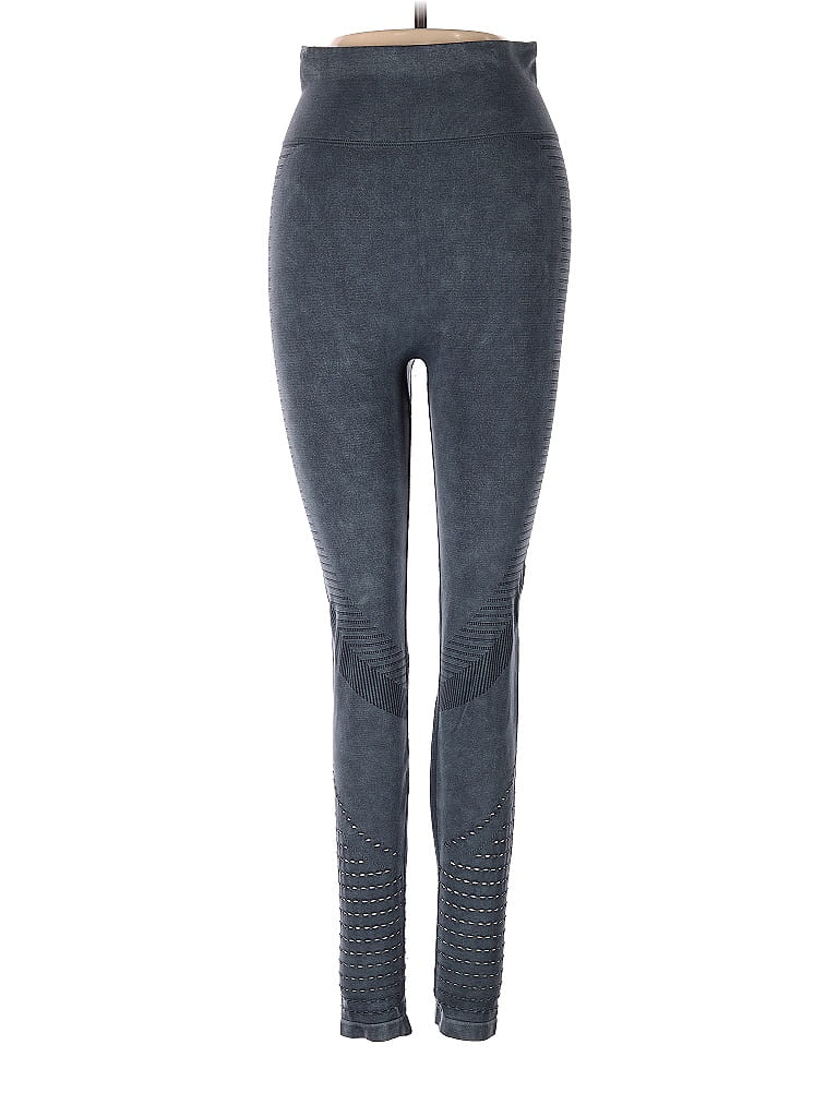 Click to view more detailed imagery on our partner's website Pre-owned Savvi Active Pants In Gray